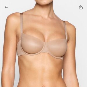 SKIMS NWT unlined balconette bra in clay 32ddd